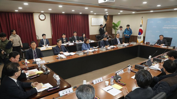 선관위 선거구획정위, 정당 의견 청취…'호남 의석' 놓고 이견