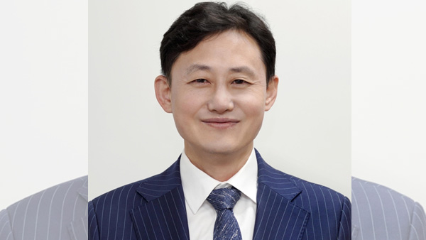 문 대통령, 신임 부대변인에 윤재관 선임행정관 임명 