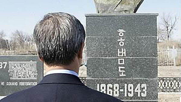 靑 "코로나19로 카자흐스탄 대통령 방한 연기…연내 재추진"