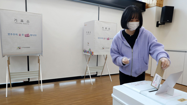 사전투표 첫날 533만명 참여…투표율 12.14%로 역대 최고