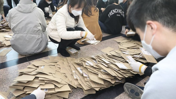 21대 총선 사전투표율 26.69%로 '역대 최고'…1천174만명 참여