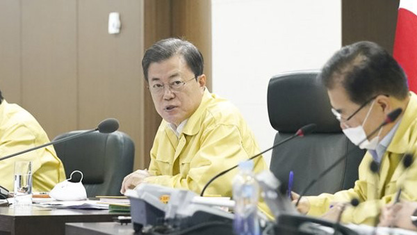 문 대통령 "화재 안전 대책, 현장서 작동 안 해…대책 강구해야"