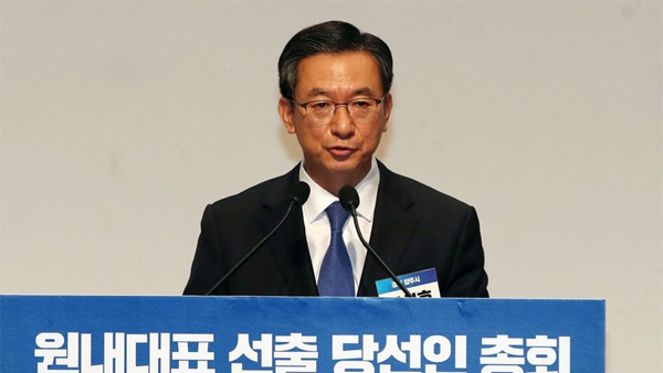 "코로나 국면에 유흥업소 방문 정성호, 당선인 신분 반납하라"…"안 들어가" 