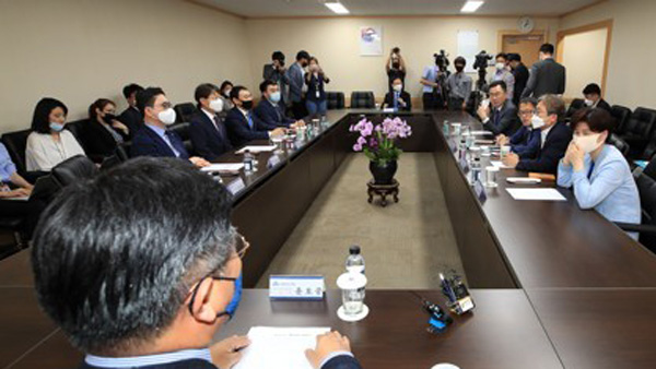 민주당 몫 공수처장 후보추천위원에 김종철·장성근