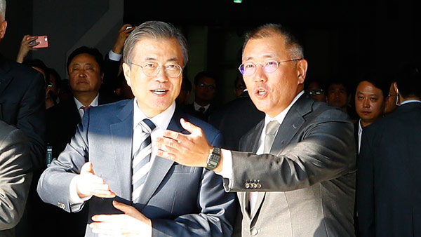 문 대통령, 내일 '한국판 뉴딜' 보고대회 주재…정의선, 그린뉴딜 ...