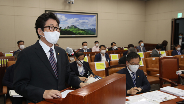 조명래 장관 "이번 홍수, 천재이자 인재…피해국민께 송구"