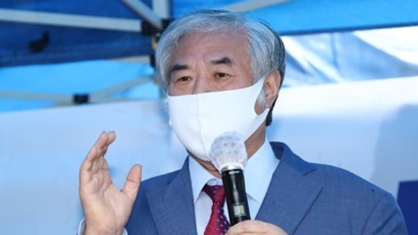 靑 "전광훈씨, 적반하장도 정도가 있어야"