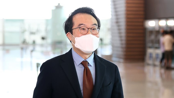 이도훈 한반도본부장, 비건 미 북핵수석대표와 협의차 출국
