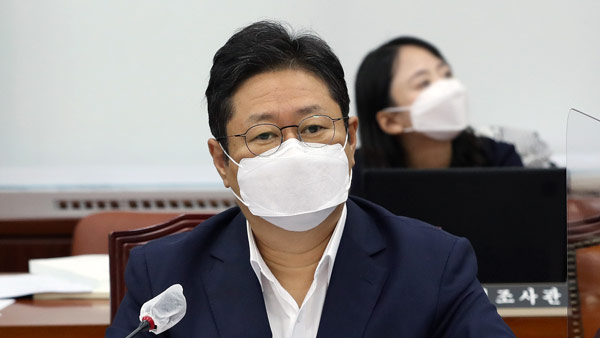 황희 "월북 사실인 것 같다…시신 훼손은 남북 공동조사 필요"