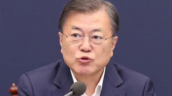 문 대통령 "코로나 통제 자신감…계속 완화 징검다리 돼야"