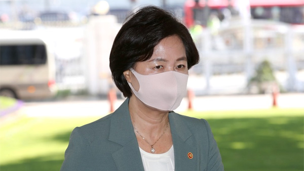 오늘 법사위,정무위 국감…'추 장관', '라임·옵티머스 공방' 예고