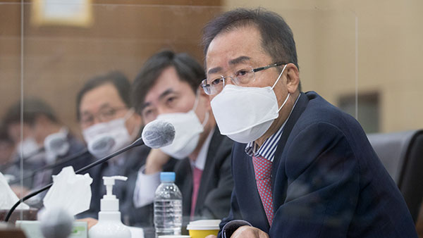 홍준표, "김종인 비대위, 여당따라 가는 2중대 정당" 