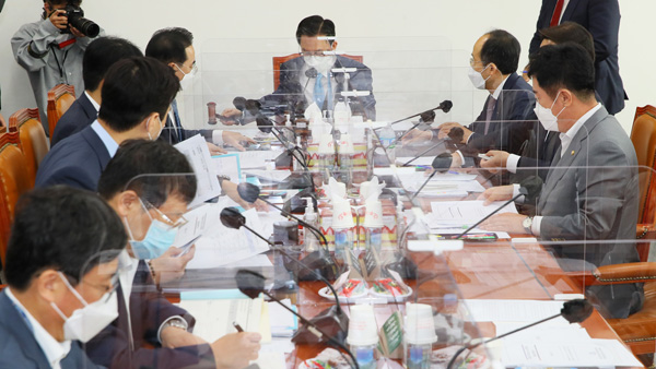 국회 예산소위 가동…'556조 슈퍼예산' 정밀심사 착수