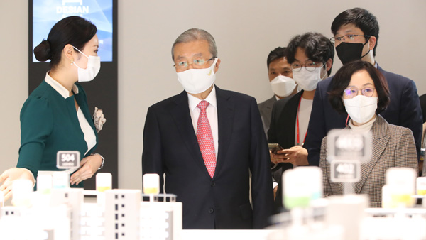 김종인 "주택정책 본질 바꿔야"…'후분양제' 전환 요구