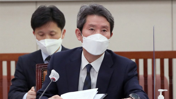 이인영 "왕이 외교부장 면담 내부 바카라사이트 장난감 중단"