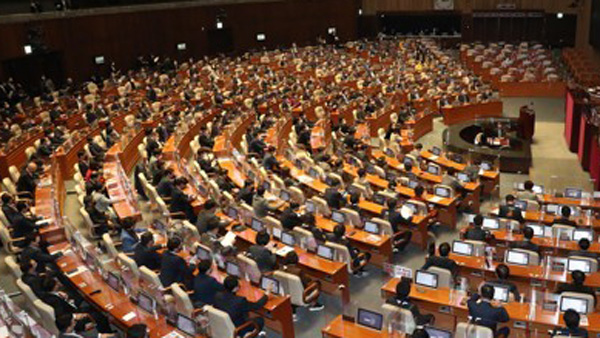 5.18 왜곡처벌법 본회의 통과…허위사실 유포 최대 징역 5년