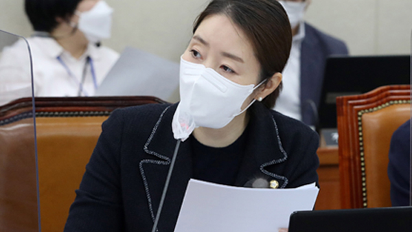 민주 "국민의힘, '백신 정치공작' 멈춰야"