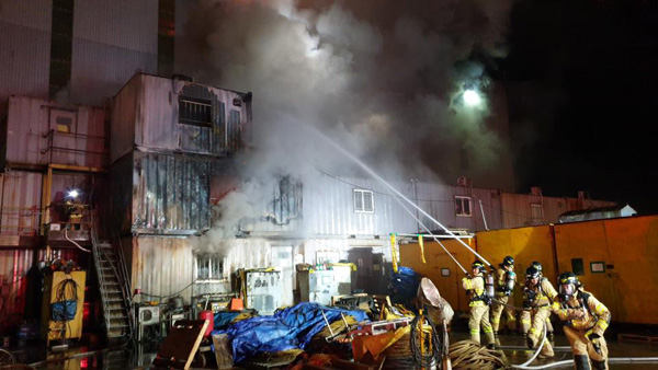 거제 선박 부품 제조공장 화재…3천8백만원 피해