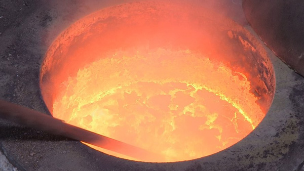 인천 금속공장 용광로서 쇳물 튀어 50대 노동자 3도 화상