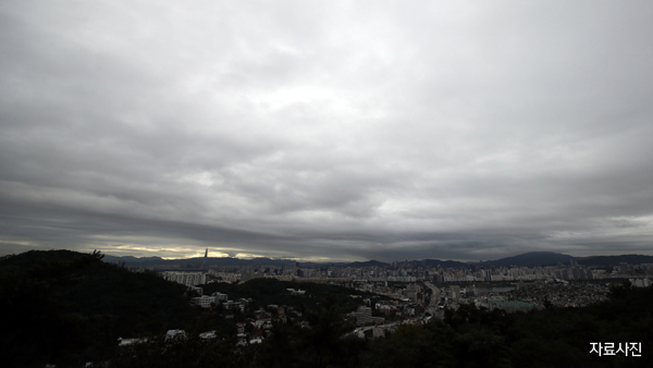 [날씨] 오늘 밤 전국 구름 많고, 충청·호남지방에 비 조금