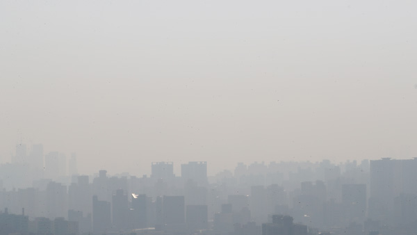 [날씨] 전국 대부분 지역 미세먼지 '나쁨'…오전에 농도 높아  