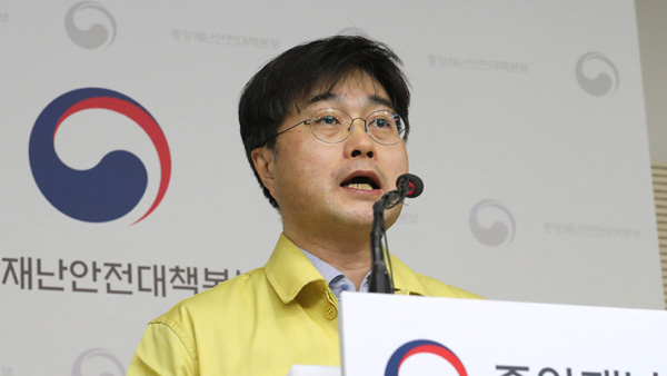 정부, 콜센터 등 밀집사업장에 재택근무·증상자 업무배제 권고