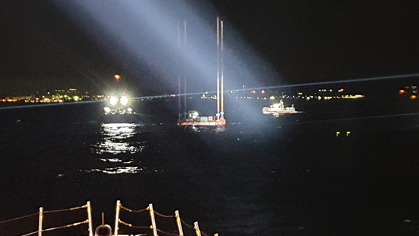 간절곶 앞바다에서 예인선 침몰…선원 2명 구조