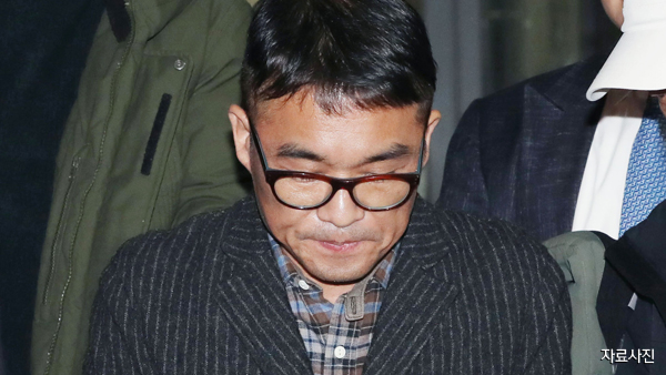 경찰, '성폭행 혐의' 김건모 기소 의견으로 검찰에 넘겨