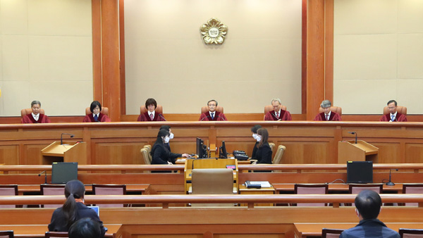 헌재 "보험료 체납자 건강보험 급여제한, 합헌”