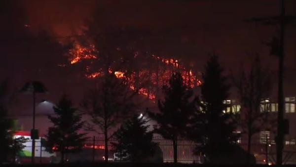 강원 고성 지역에 긴급 소방동원령...소방차 193대 급파