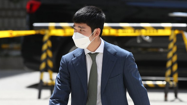 '훈련 중 동성후배 추행 혐의' 쇼트트랙 임효준, 1심 벌금형