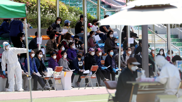 [속보] 코로나19 신규 확진 환자 29명 추가 확인…모두 10,991명