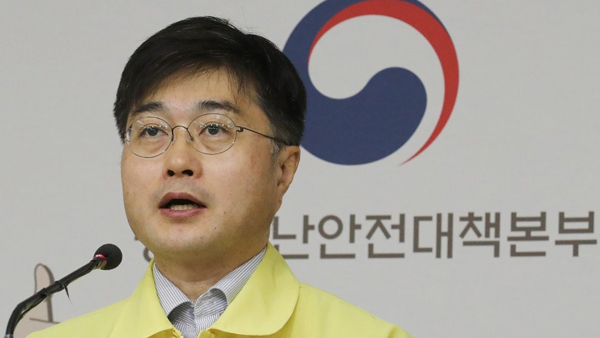 정부 "생활 속 거리두기 한달…수도권서 방역조치 추가 강화여부 논의"
