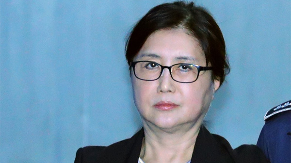 최서원 추징금·벌금 징수 착수…검찰 "내달까지 200억원 내라"