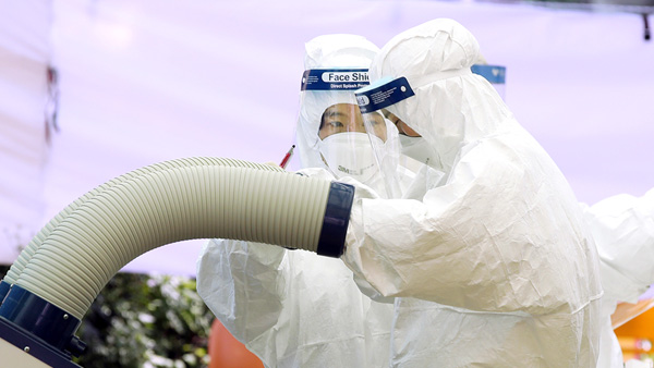 코로나19 겪은 국민 10명 중 7명 "의료 서비스는 공적 자원"