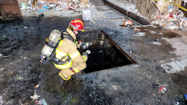 대구서 맨홀 청소하던 작업자 4명 쓰러져…2명 사망