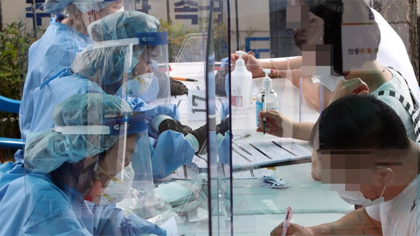 국내·해외 환자 동시 늘어…사흘만에 다시 60명대