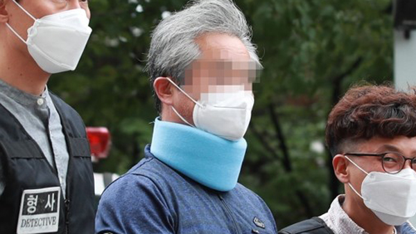 법원, 문 대통령에게 신발 던진 50대 구속영장 기각 