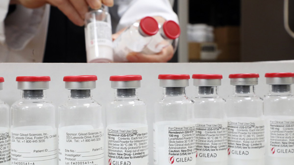 보건당국 "렘데시비르 투여 106명 중 4명 이상반응…효과 검토중"
