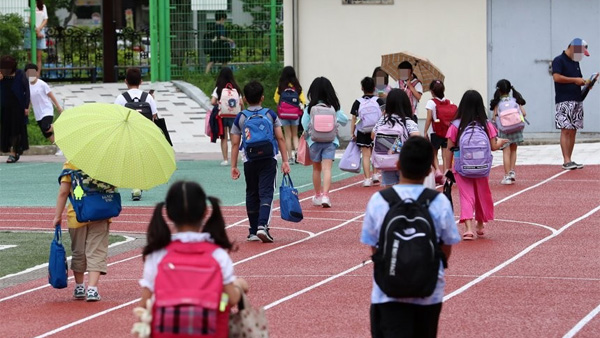 수도권 학교 오늘부터 9월 11일까지 등교인원 제한 강화