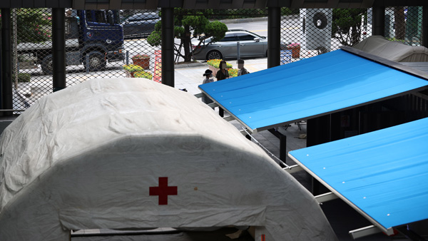 코로나19 확진자 무더기 발생 강동구 콜센터, 방역수칙 준수 미흡