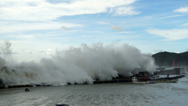 해경, 남해·동해 '하이선' 폭풍 구역에 선박운항 중지 명령
