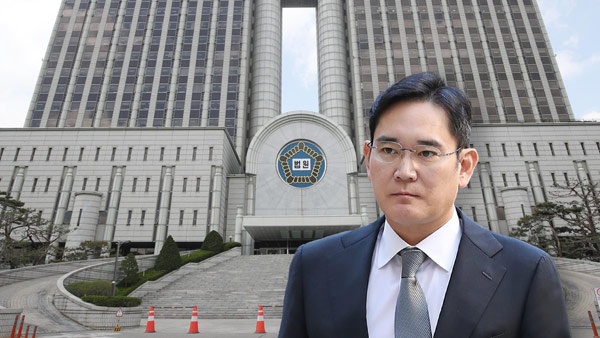 9개월 만에 열린 이재용 '국정농단' 파기환송심…재판부-특검 설전