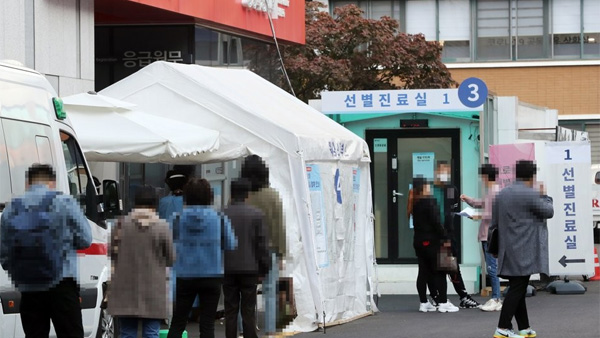 신규확진 124명…닷새째 세자릿 수 기록