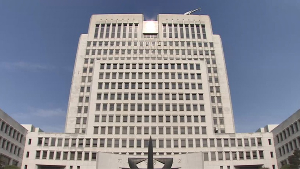 10대에 돈 빌려주고 이자로 성관계 요구…"위력에 의한 간음"