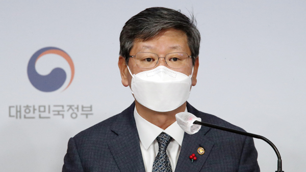 '택시기사 폭행' 이용구 "대단히 송구…운전자께도 죄송"