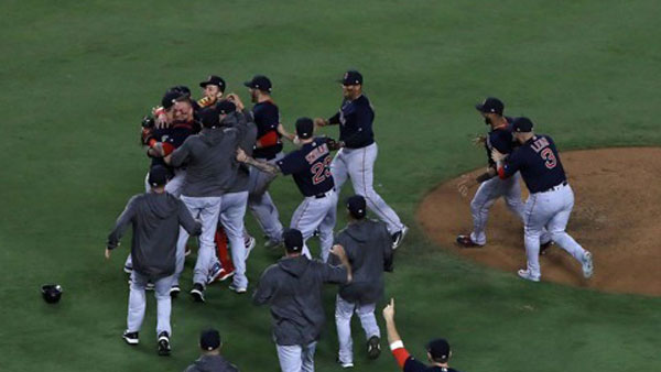 메이저리그 보스턴 2018년 WS 우승 시즌 사인 훔치기 내부 폭로