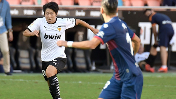 이강인·황희찬, 후반 교체 출전…팀은 모두 무승부 