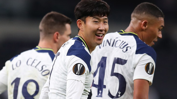 손흥민, 5경기 연속골 실패…토트넘, 앤트워프에 0대1 패배