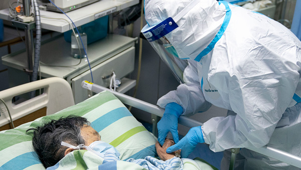 중국서 신종코로나 연일 맹위…사망자 300명 넘어서